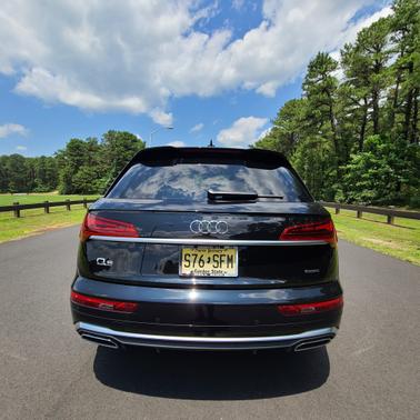 2023 Audi Q5 45 S line Premium