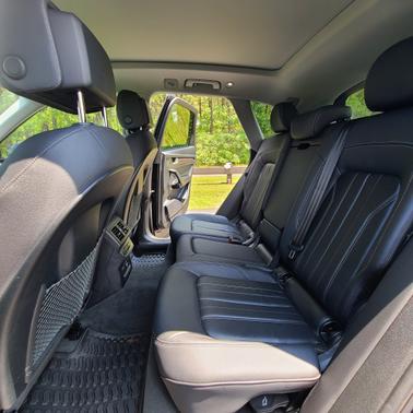 2023 Audi Q5 45 S line Premium