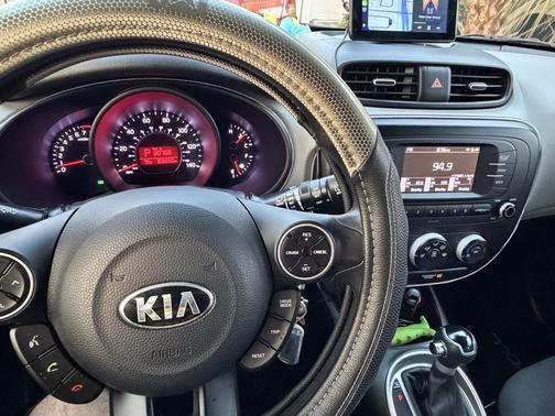 2017 Kia Soul Base