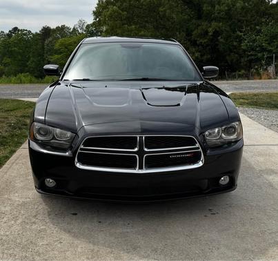 Black 2014 Dodge Charger R/T