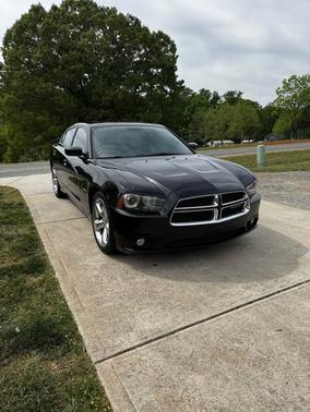 Black 2014 Dodge Charger R/T