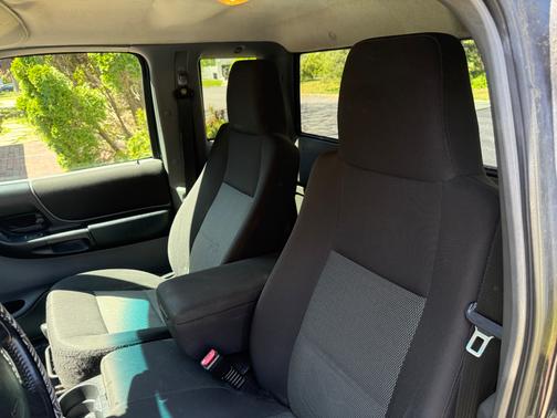 Brown 2004 Ford Ranger XLT SuperCab