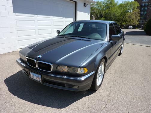 2001 BMW 740 iL