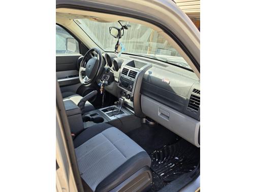 Silver 2008 Dodge Nitro SLT