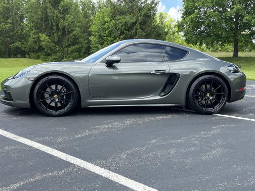 2025 Porsche 718 Cayman GTS 4.0