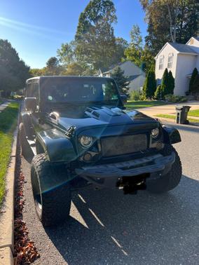 2012 Jeep Wrangler Unlimited Sahara