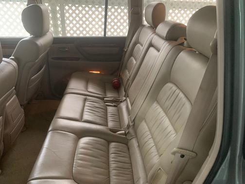 Green 2001 Lexus LX 470 Base