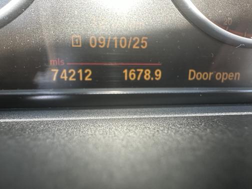2011 BMW 528 i
