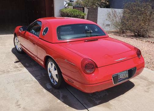 2003 Ford Thunderbird Deluxe