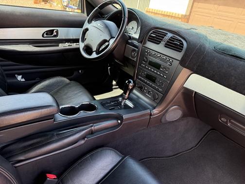 2003 Ford Thunderbird Deluxe