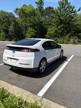 White 2014 Chevrolet Volt Base