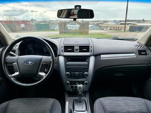 Black 2010 Ford Fusion SE