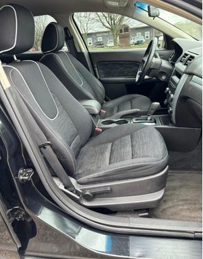 Black 2010 Ford Fusion SE