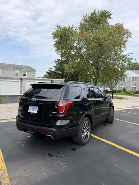 Black 2017 Ford Explorer Sport