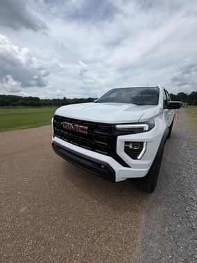 White 2023 GMC Canyon Elevation