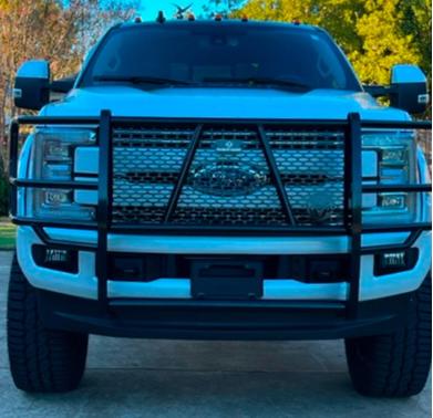 White 2019 Ford F-250 Lariat