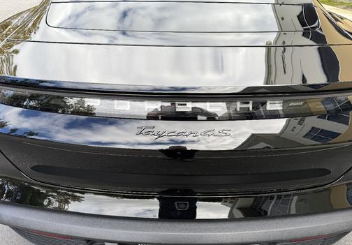 Black 2022 Porsche Taycan Taycan 4S