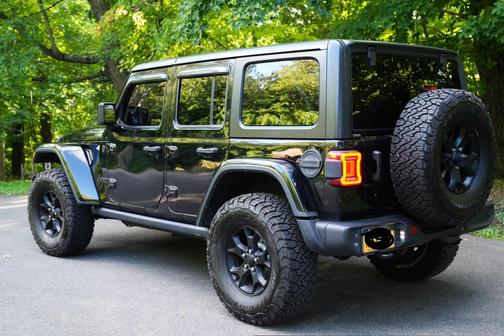Black 2019 Jeep Wrangler Unlimited Sport S