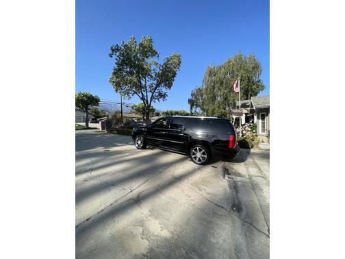 2007 Cadillac Escalade ESV Base