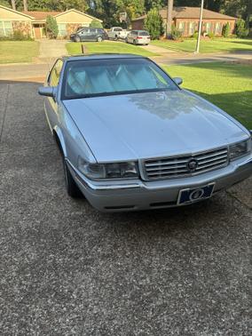 1999 Cadillac Eldorado Base