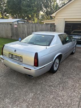 1999 Cadillac Eldorado Base