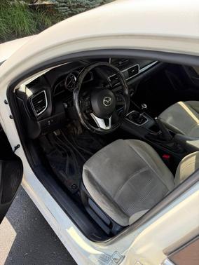 White 2014 Mazda Mazda3 i Touring