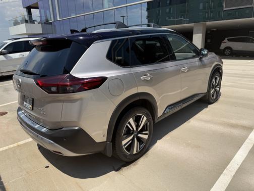 2022 Nissan Rogue Platinum