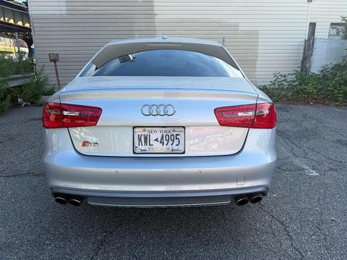Silver 2013 Audi S6 4.0T Prestige