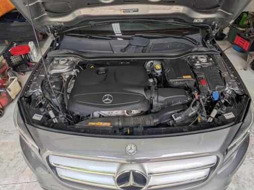 Gray 2015 Mercedes-Benz GLA-Class GLA 250 4MATIC