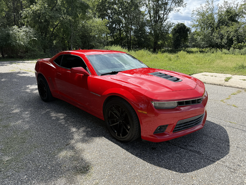 Red 2014 Chevrolet Camaro 1SS