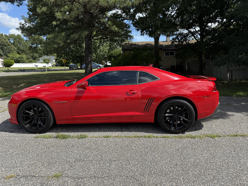Red 2014 Chevrolet Camaro 1SS