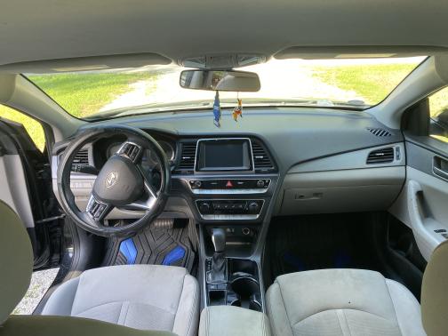 Black 2018 Hyundai SONATA SE