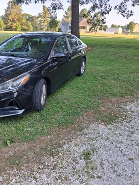 Black 2018 Hyundai SONATA SE