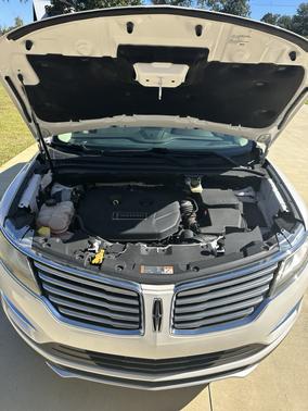 2016 Lincoln MKC Select