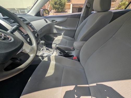 Silver 2013 Toyota Corolla LE