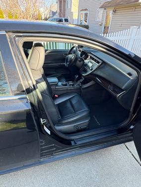 2014 Toyota Avalon XLE