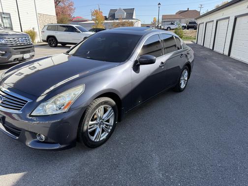 2012 INFINITI G25x Base