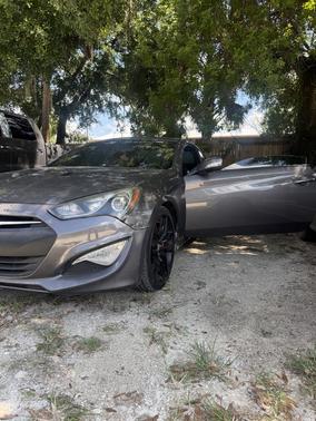 2013 Hyundai Genesis Coupe 3.8 Track