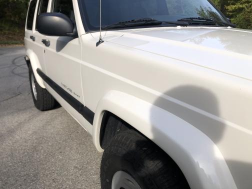 2000 Jeep Cherokee Sport 4WD