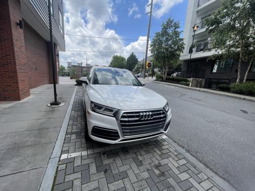 2018 Audi Q5 2.0T Premium Plus