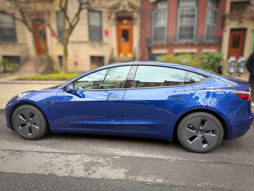 2022 Tesla Model 3 Base