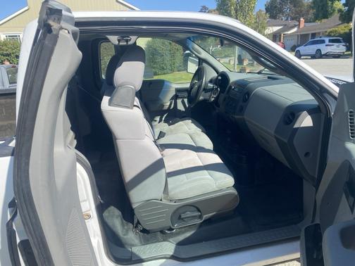 2006 Ford F-150 XL