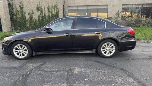 2013 Hyundai Genesis 3.8