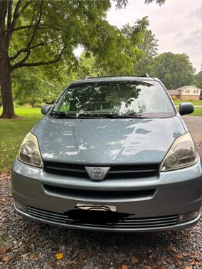 2005 Toyota Sienna XLE Limited