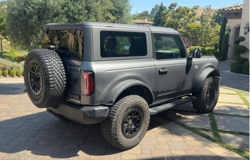 Gray 2022 Ford Bronco Wildtrak Advanced