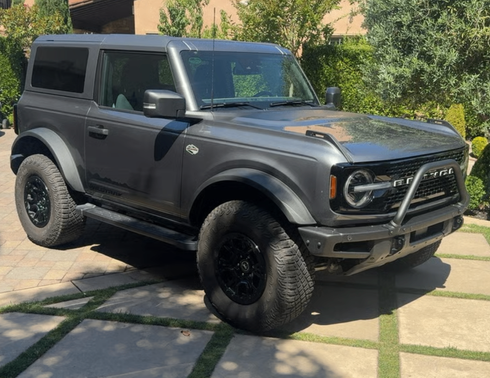 Gray 2022 Ford Bronco Wildtrak Advanced