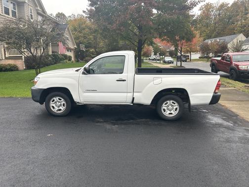 2007 Toyota Tacoma Base