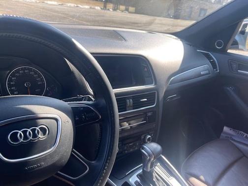 Silver 2016 Audi Q5 2.0T Premium Plus