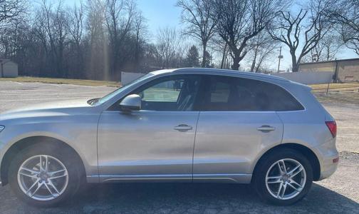 Silver 2016 Audi Q5 2.0T Premium Plus
