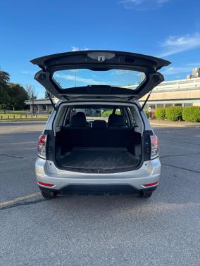 Silver 2011 Subaru Forester 2.5 X